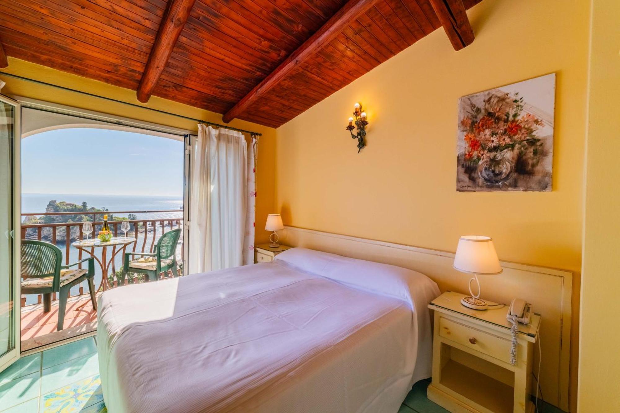 Mendolia Hotel 3*