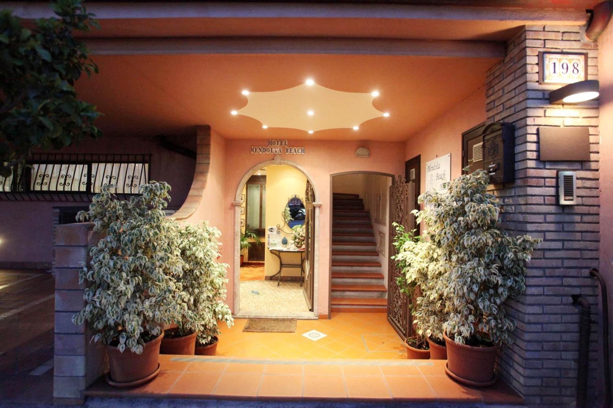 Hotel Mendolia 3*