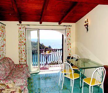 Mendolia Hotel 3*